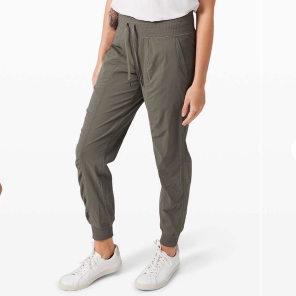 Lululemon Dance Studio Joggers Size 6 Olive Green Excellent Condition